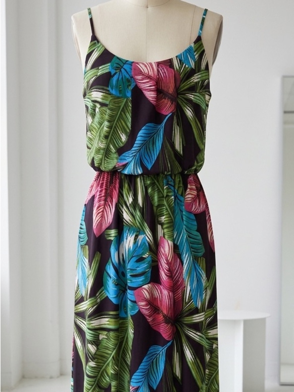 NAIF| Tropical Black/Blue/Green/Pink Palm Print Cami Sleeveless Maxi Dress Sz S
